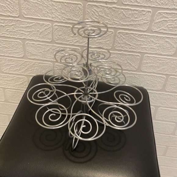 Dessert Stand - Picture 4 of 4